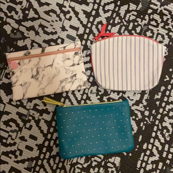Brand new makeup bags - Picture 2 of 3